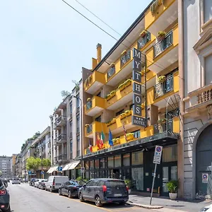 Hotel Mythos, Milan